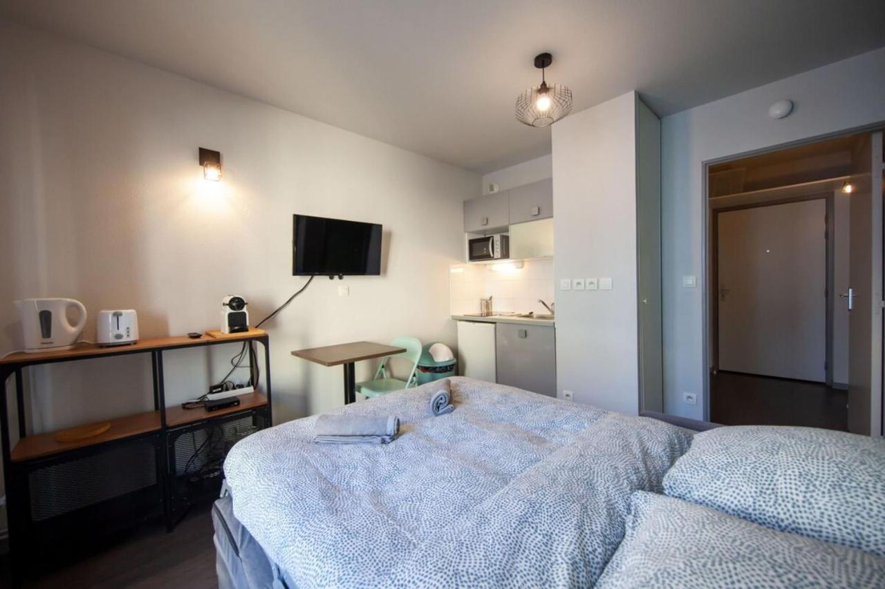 Ferienwohnung Le Petit Hector -Studio Cosy Avec Parking -Debourg Lyon Exterior foto